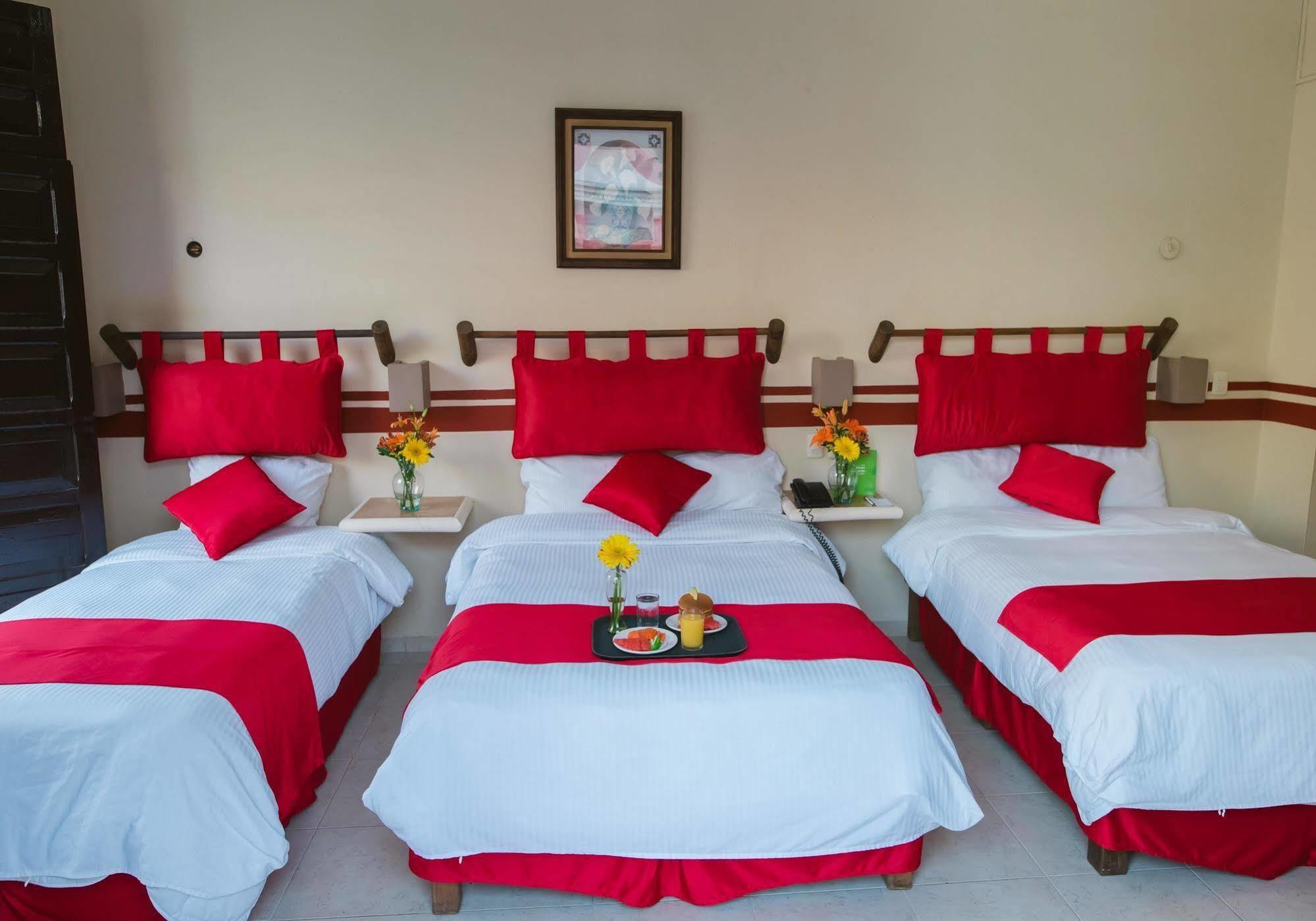 Hotel Mision Campeche Extérieur photo